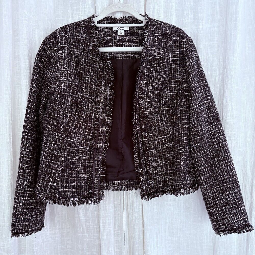 Cato Fashions Chic Women’s Dress Blazer Size XL Black and White